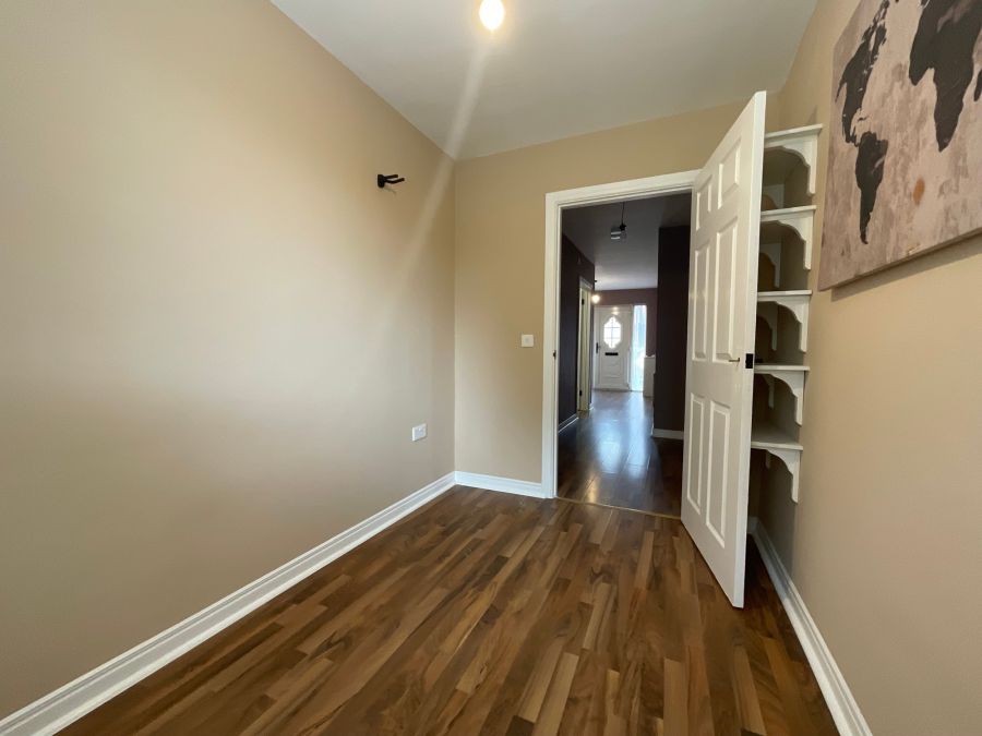 17A Westway Hill