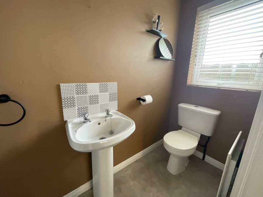 17A Westway Hill