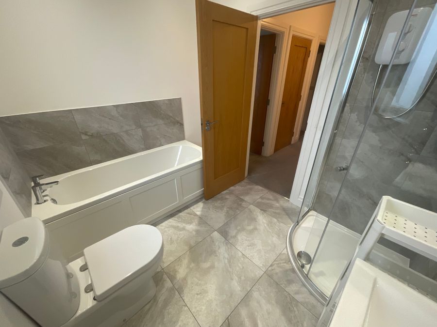 28 Castlegowan Crescent