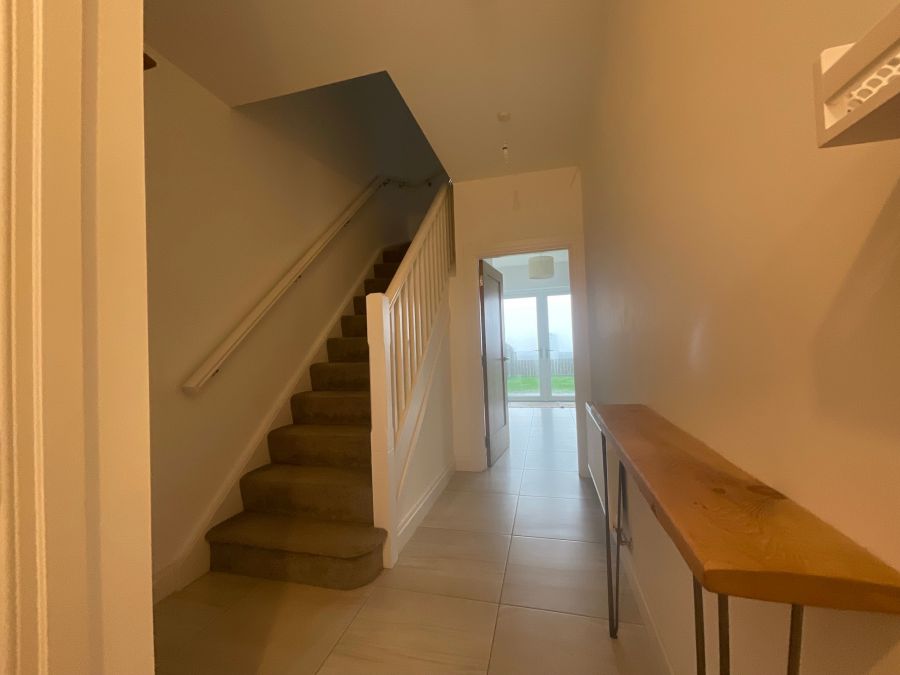 28 Castlegowan Crescent