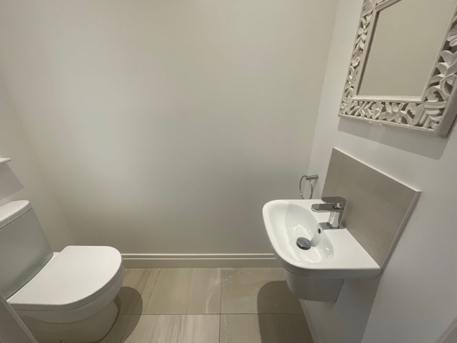 28 Castlegowan Crescent