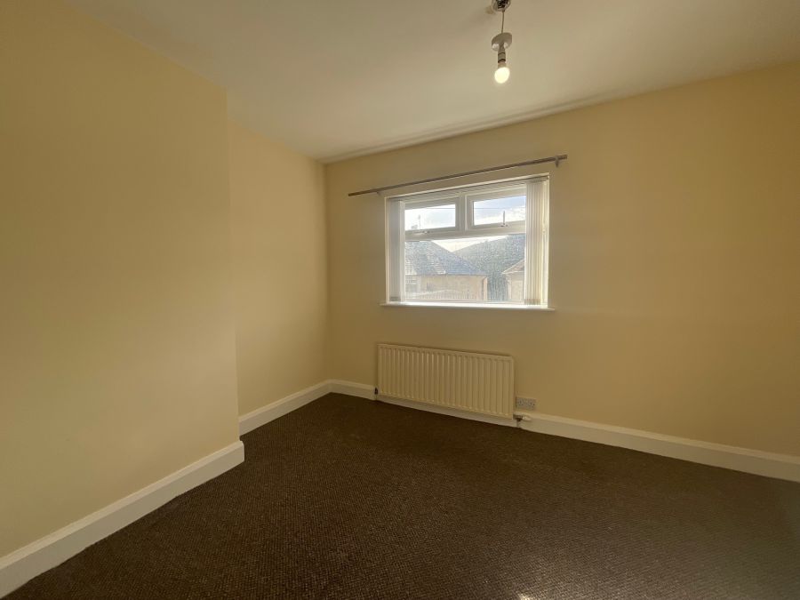 47 Glencairn Crescent