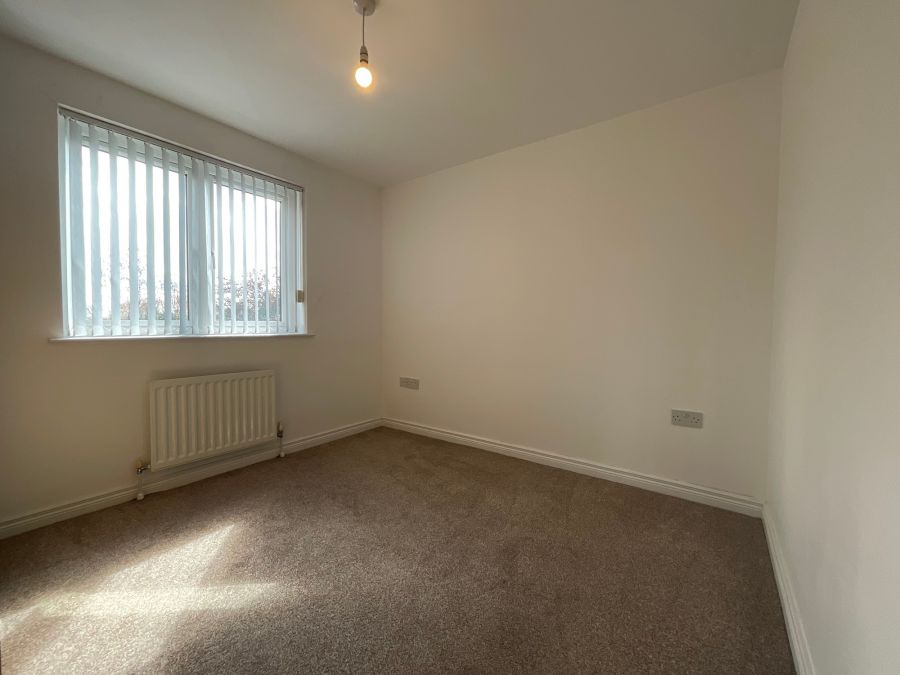 Unit 18, 2 West Circular Close