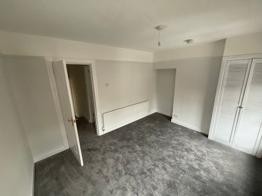 16 Rutherglen Street