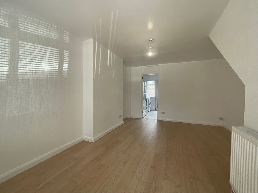 27 Silver Birch Courts
