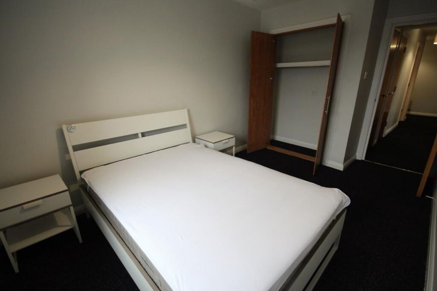 Cromwell Court, 29 110 Cromwell Road