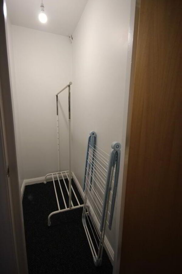 Cromwell Court, 29 110 Cromwell Road