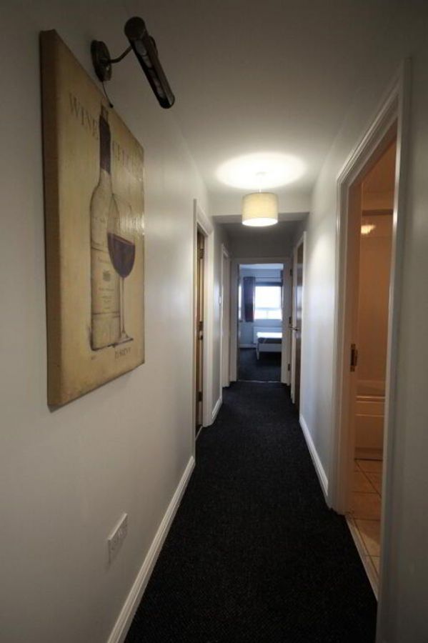 Cromwell Court, 29 110 Cromwell Road