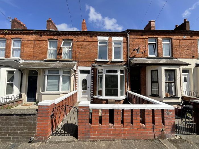 41 Surrey Street, belfast, BT9 7FR