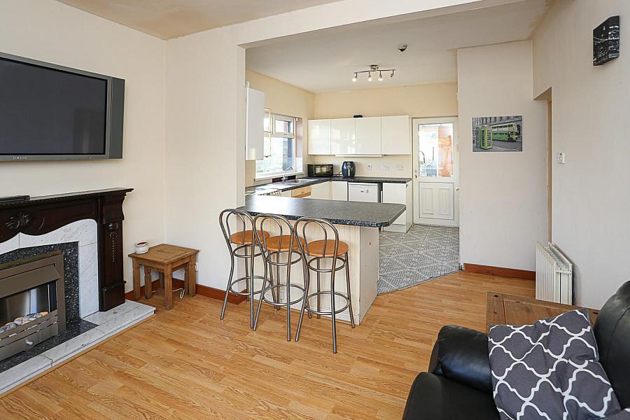 2 Dunover Road