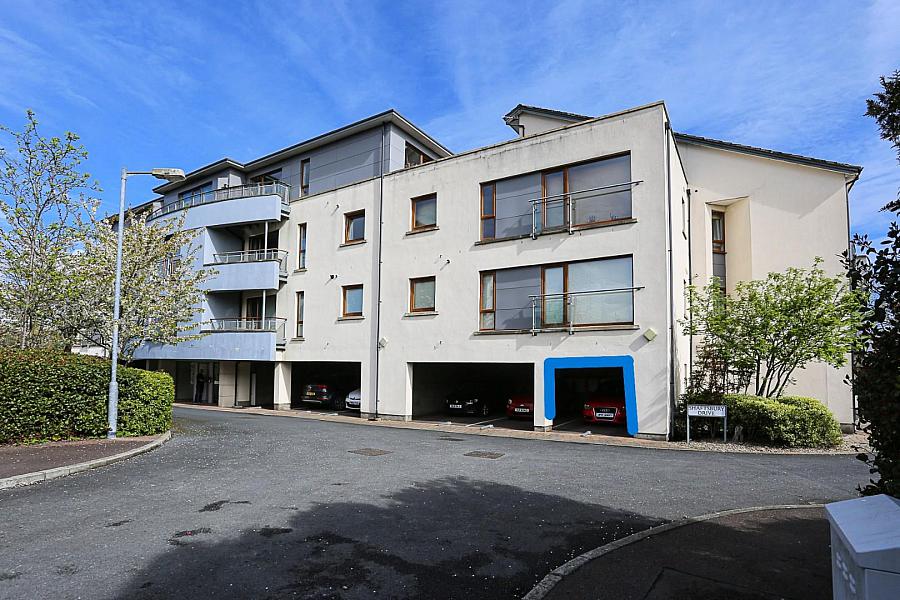 27 Shaftesbury Drive