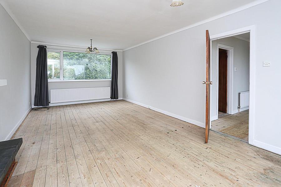 14 Ambleside Drive