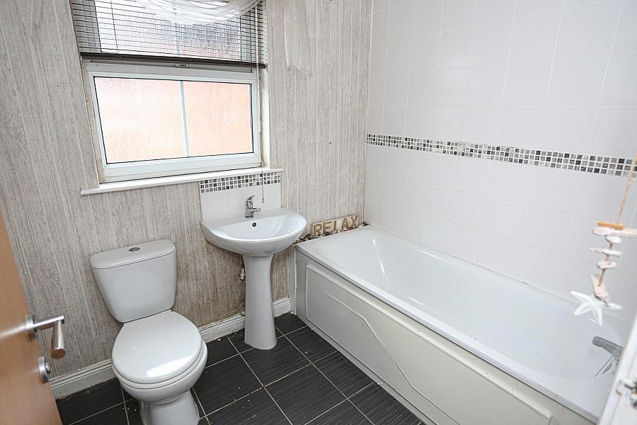 16 Glastry Court 16 Glastry Court