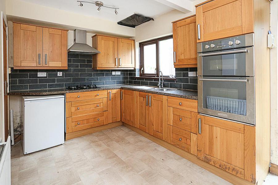 11 Springwell Park