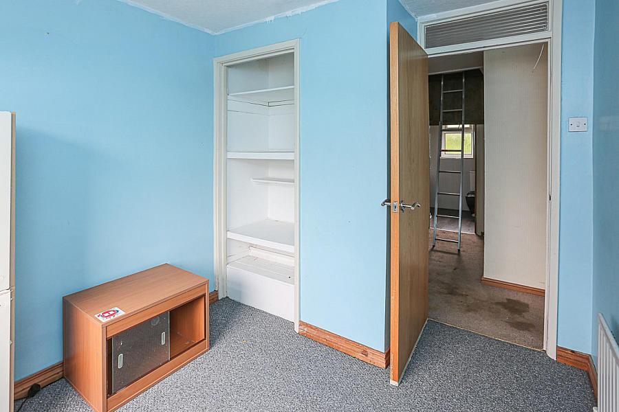 11 Springwell Park