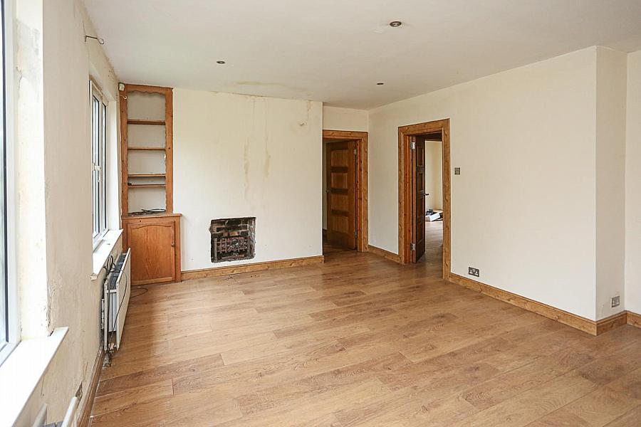 2 Bryansburn Gardens