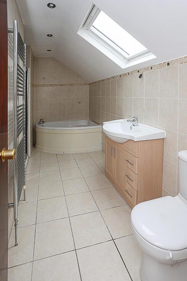 16 Belgravia Crescent