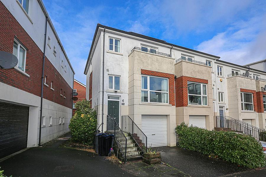 10 Upritchard Gardens