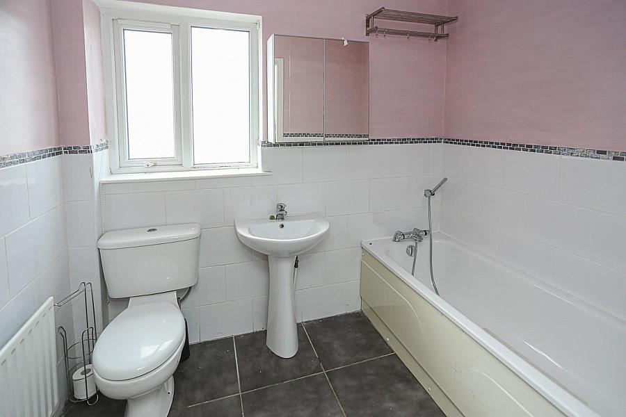 10 Upritchard Gardens