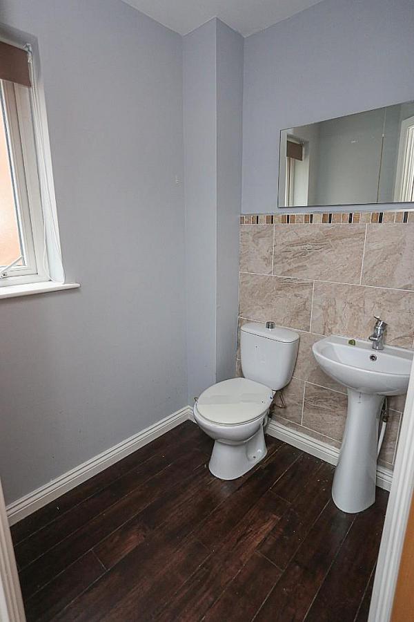 10 Upritchard Gardens