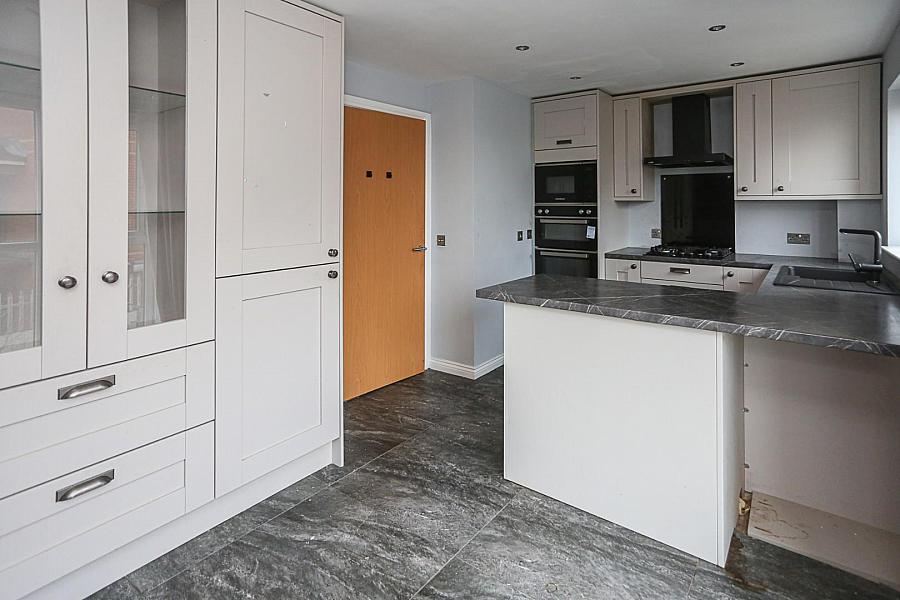 10 Upritchard Gardens