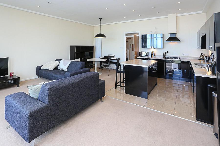 28 The Bay Seacliff Road