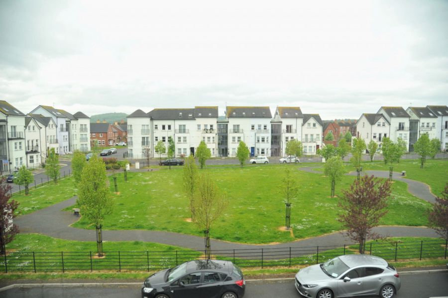 27 Linen Place