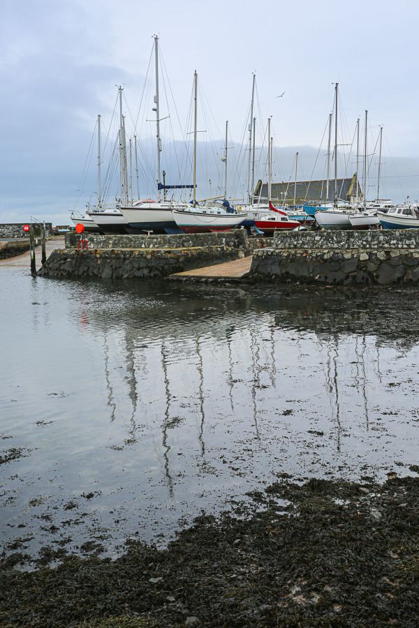 18 Springwell Crescent