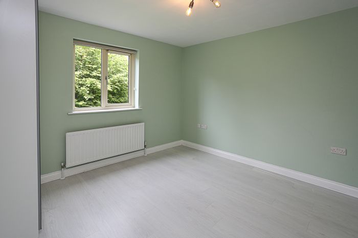 57 Coopers Mill Avenue