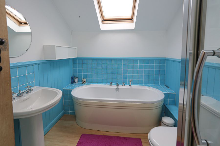 1 Seaforth Close
