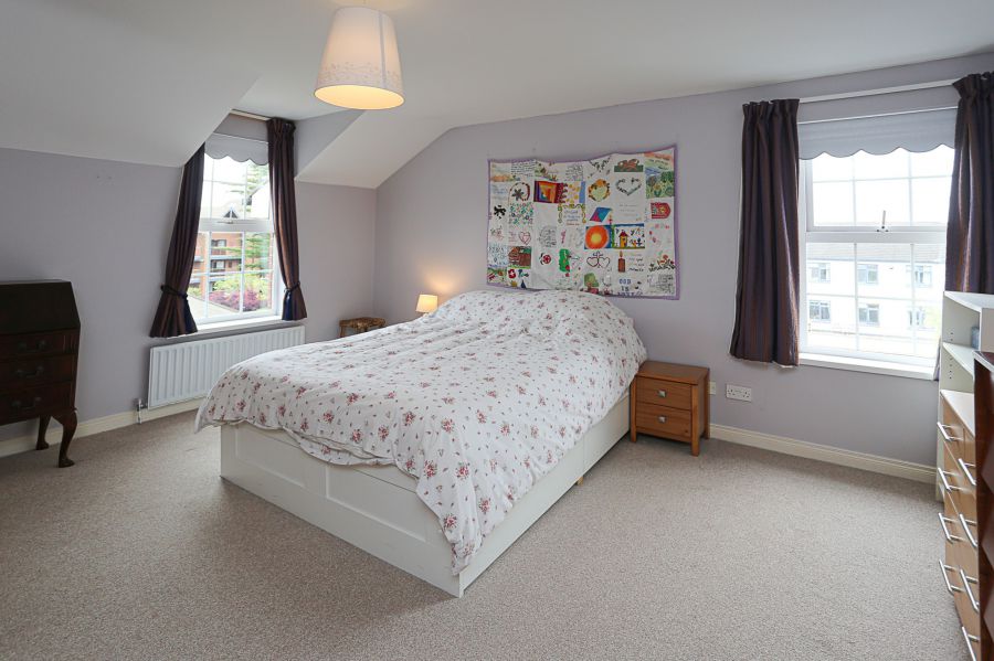 1 Seaforth Close