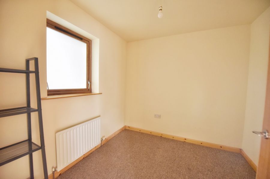 12 Shaftesbury Drive