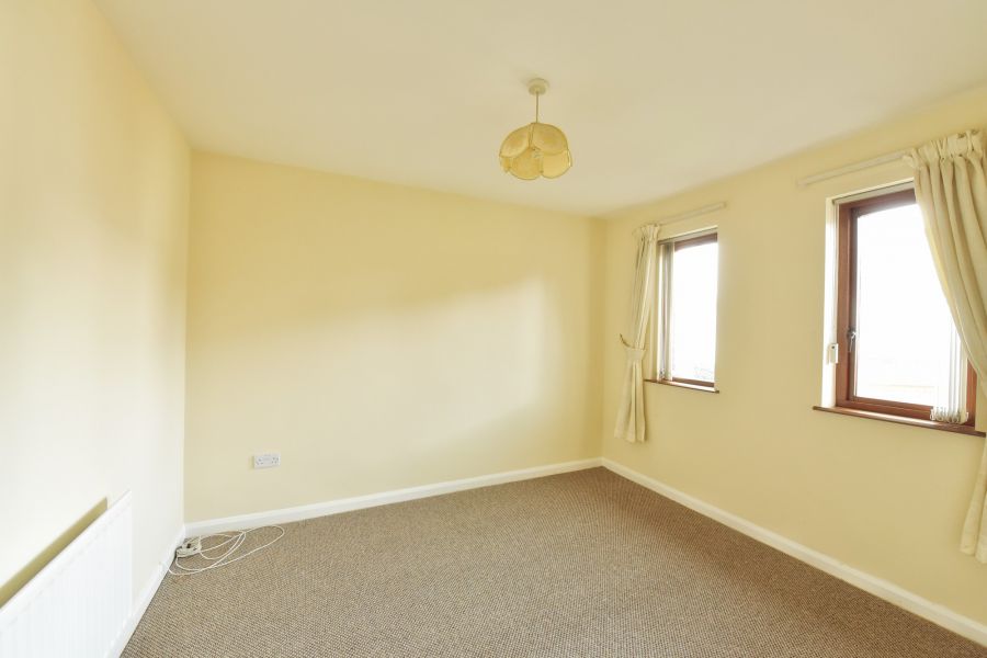 1 Fairfield Glen