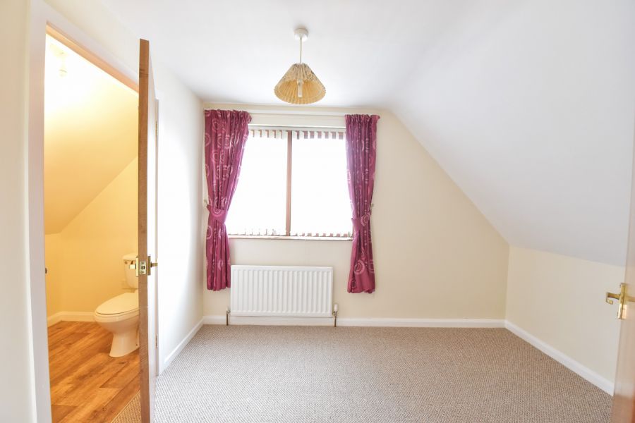 1 Fairfield Glen