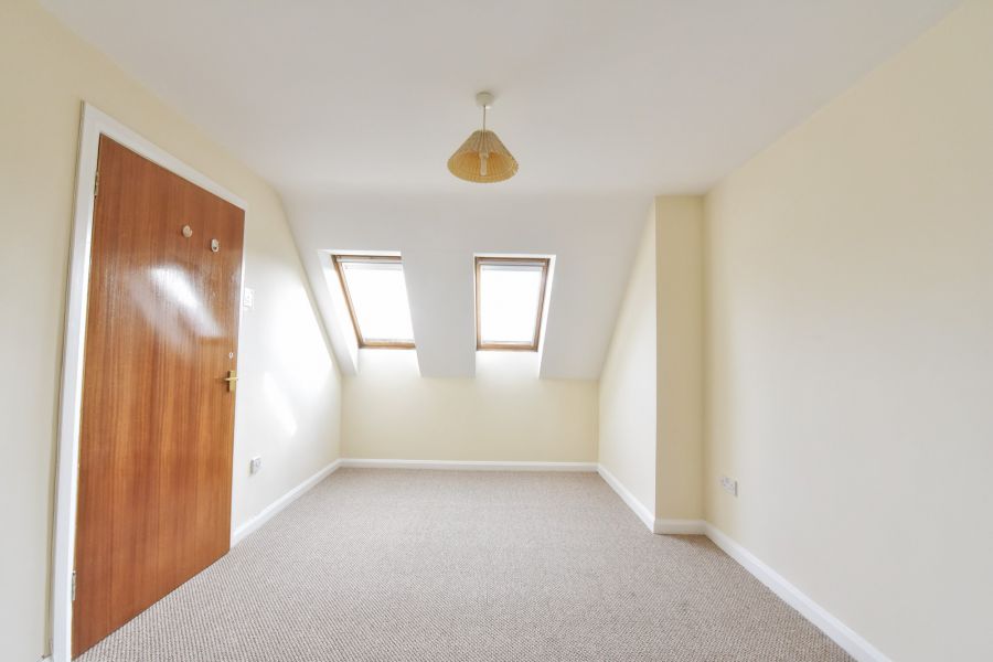 1 Fairfield Glen