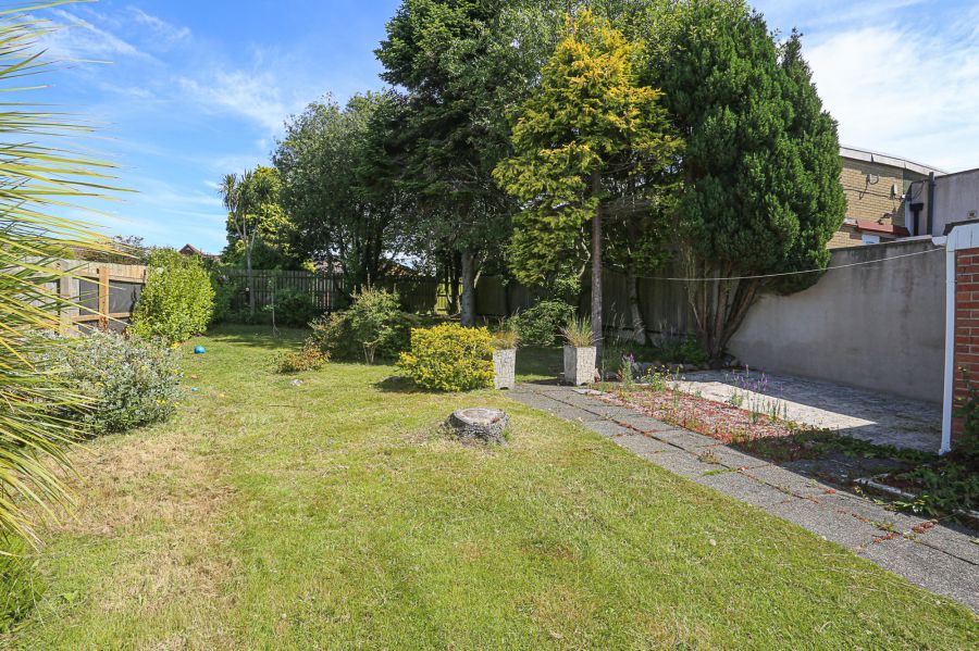 2 Rathmore Park