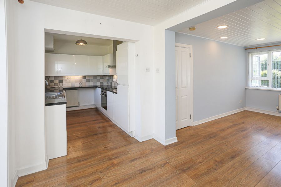 2 Rathmore Park