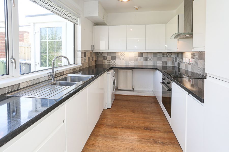 2 Rathmore Park