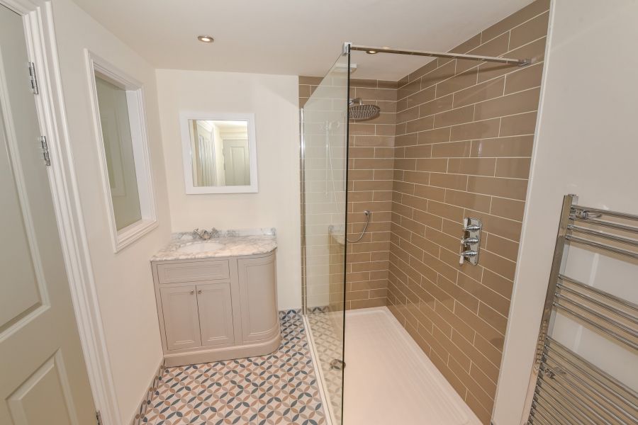 Apt 1, 39 Princetown Road