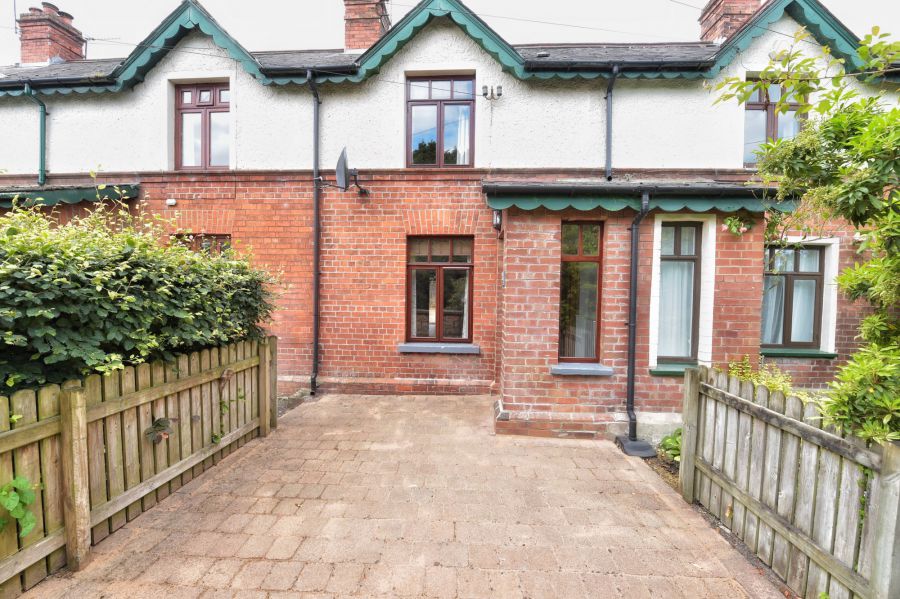 83 Drumbeg Road, Drumbeg, Belfast, BT17 9LE