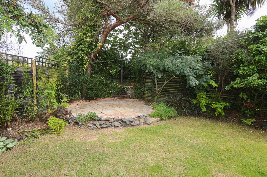 1 Windmill Road
