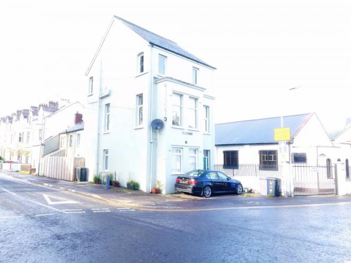 Flat 2 48 Southwell Road