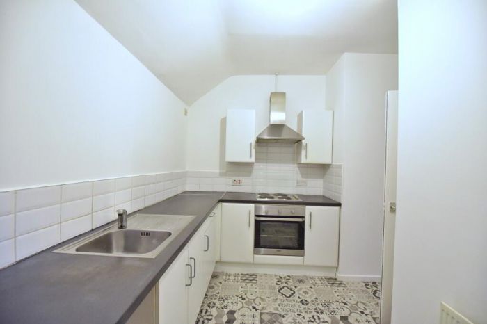 Flat 2 48 Southwell Road