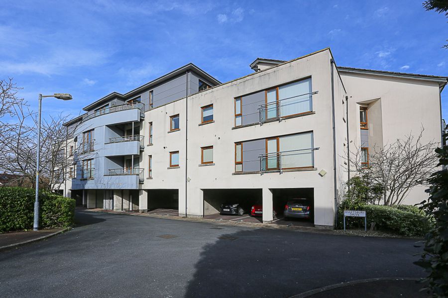 28 Shaftesbury Drive