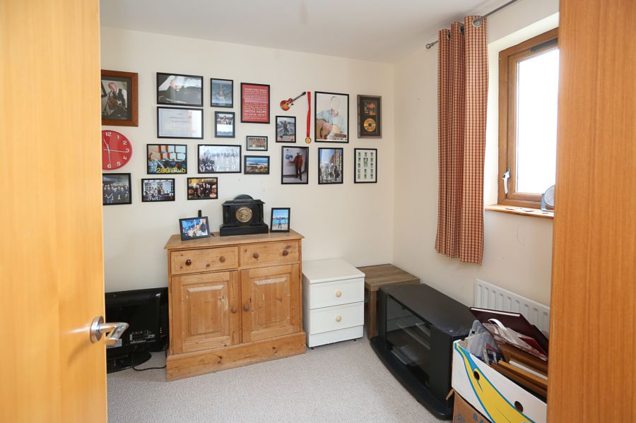 27 Shaftesbury Drive