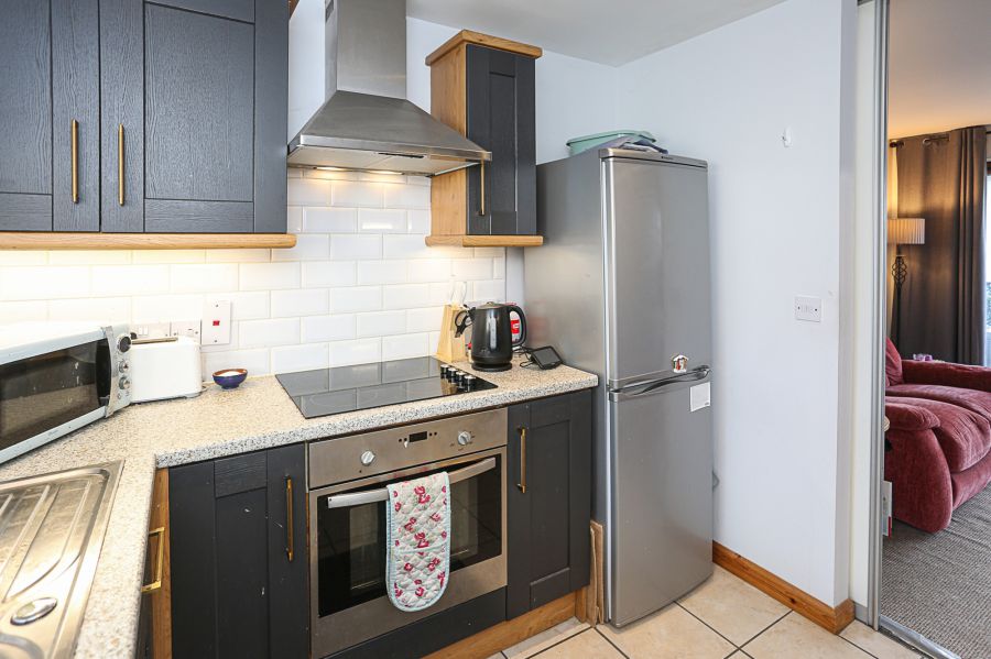 27 Shaftesbury Drive