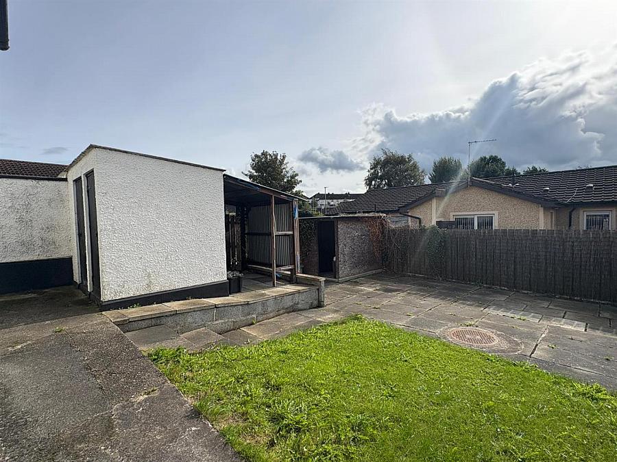 20 Coronation Crescent