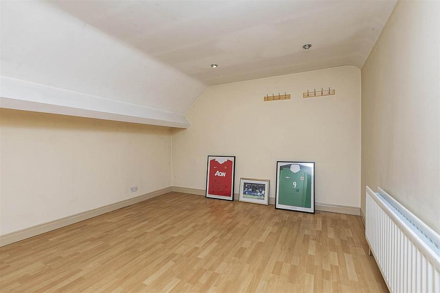 Windyknowe, 14 Tullyveery Road