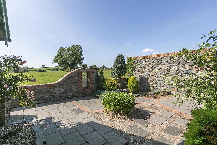 Windyknowe, 14 Tullyveery Road