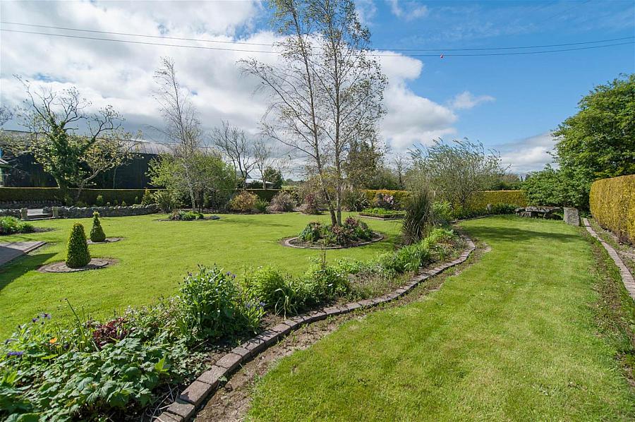 Windyknowe, 14 Tullyveery Road